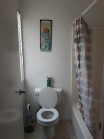 Quarto para alugar ao mês em Oakland