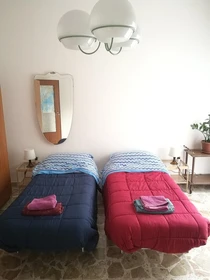 Habitación en alquiler con cama doble Catania