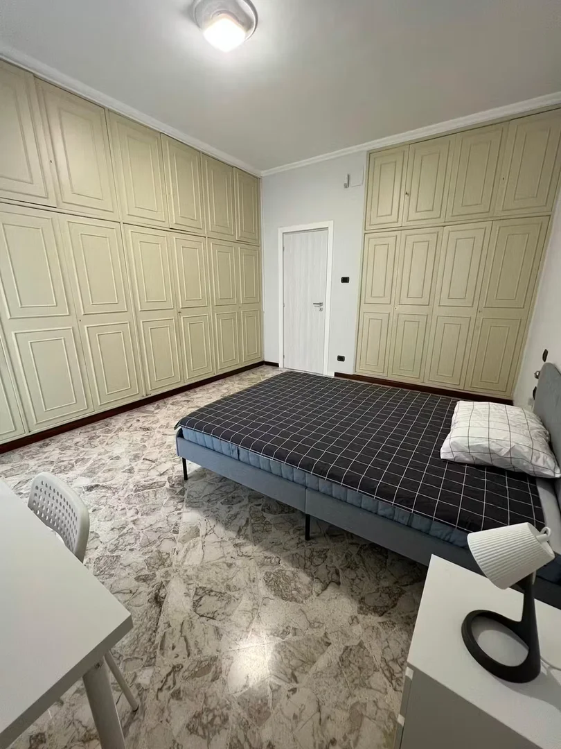 Quarto amigo do estudante em  com comodidades modernas