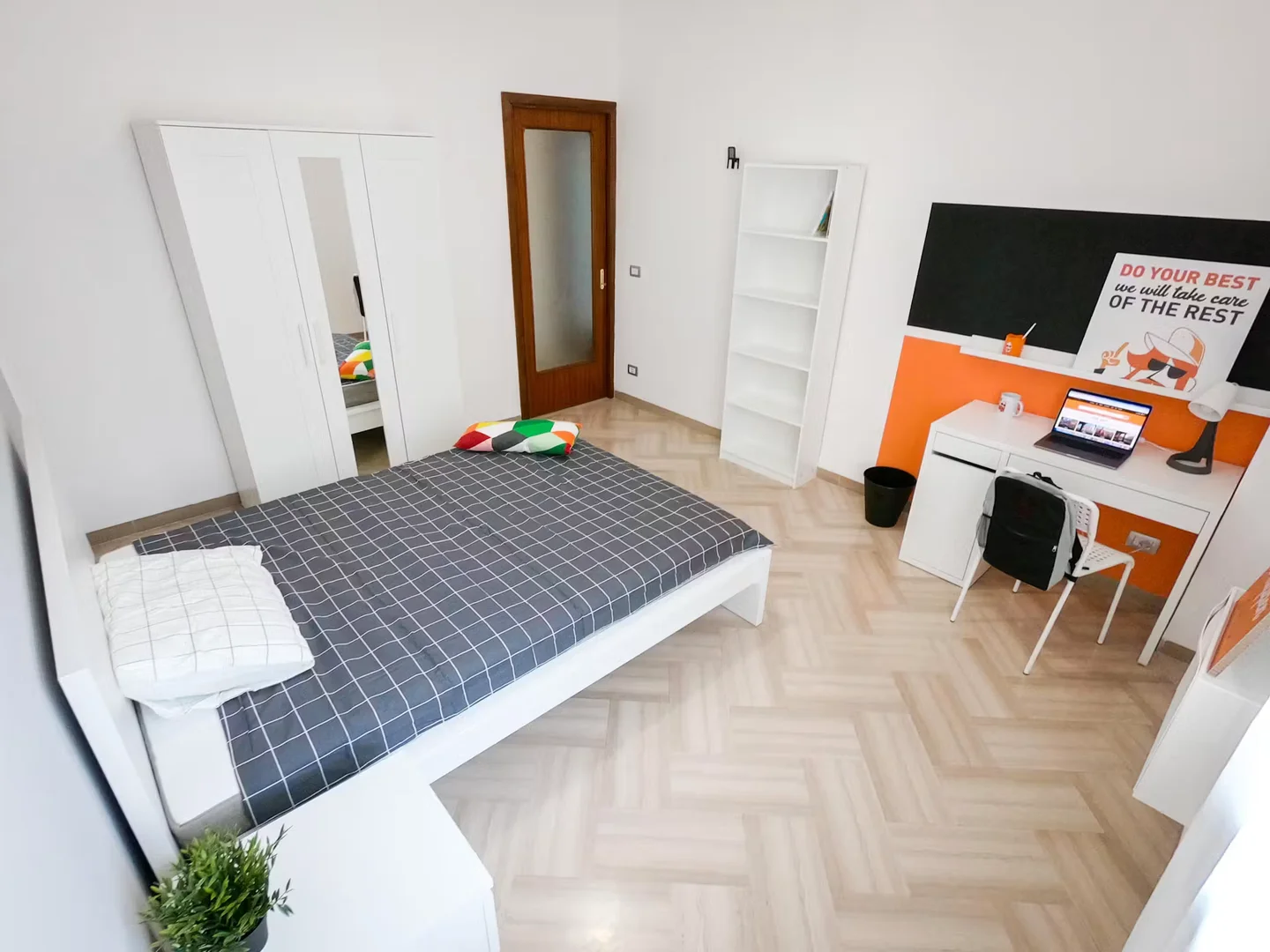 Komfortables und geräumiges Studentenzimmer in 