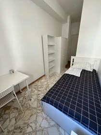 Özel oda konumu Via Gian Giuseppe Carulli, Quartiere Umbertino, 1 7 görüntüsü