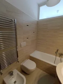 Chambre privée à Via Sergio Pansini, Poggiofranco, image 7 de 8