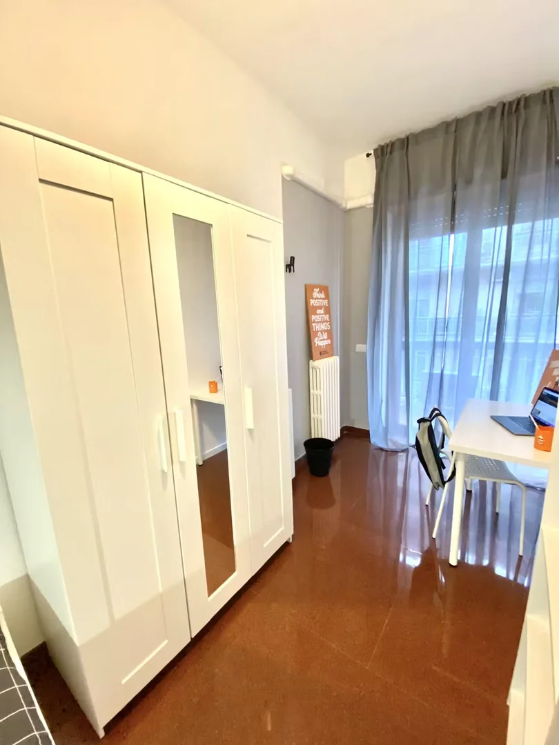 Habitación para estudiantes en  con modernas comodidades