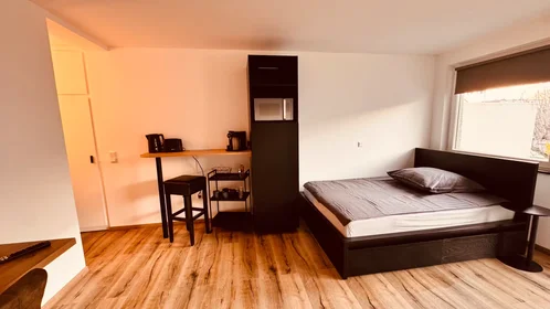 Apartamento inteiro em Bürriger Weg, Küppersteg, imagem 2 de 10