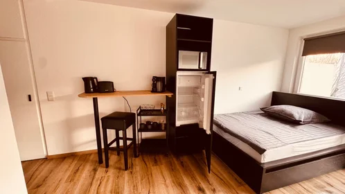 Apartamento inteiro em Bürriger Weg, Küppersteg, imagem 4 de 10