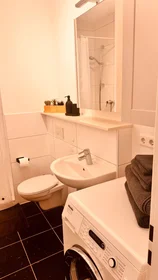 Apartamento inteiro em Bürriger Weg, Küppersteg, imagem 9 de 10