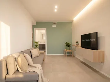 Entire apartment at Via Giovanni Amendola, , image 3 of 10