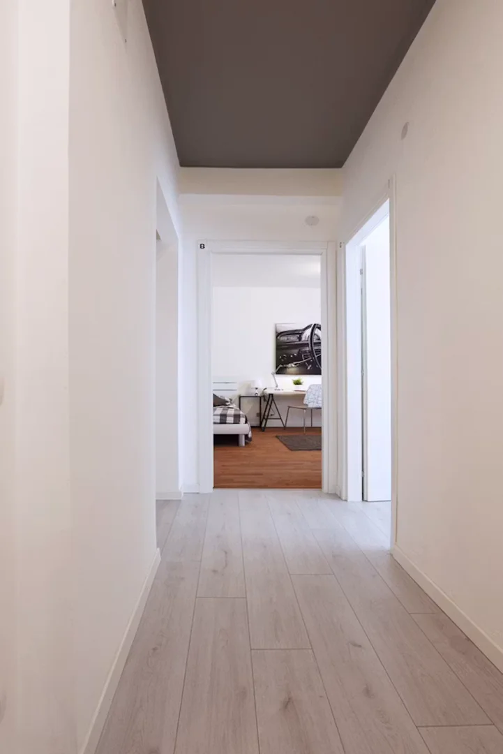 Habitación en apartamento estudiantil en alquiler en , completamente amueblado