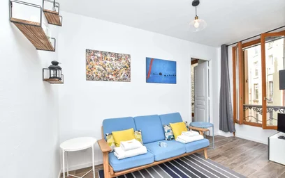 Dairenin tamamı konumu 6 Rue Pinel, 93200 Saint-Denis, France, 1 11 görüntüsü