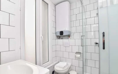 Dairenin tamamı konumu 6 Rue Pinel, 93200 Saint-Denis, France, 11 11 görüntüsü