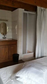 Homestay at La rochelle, 17000, image 19 of 27