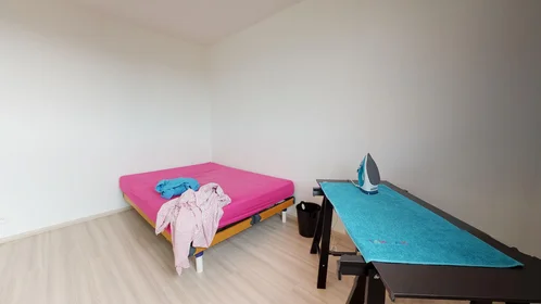 Habitación privada en 15 Rue Lafayette, imagen 1 de 16