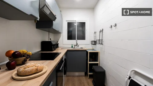 Habitación privada en Carrer de Sardà, imagen 15 de 19