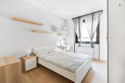 Privatzimmer in der Via Privata Deruta, bild 1 von 15