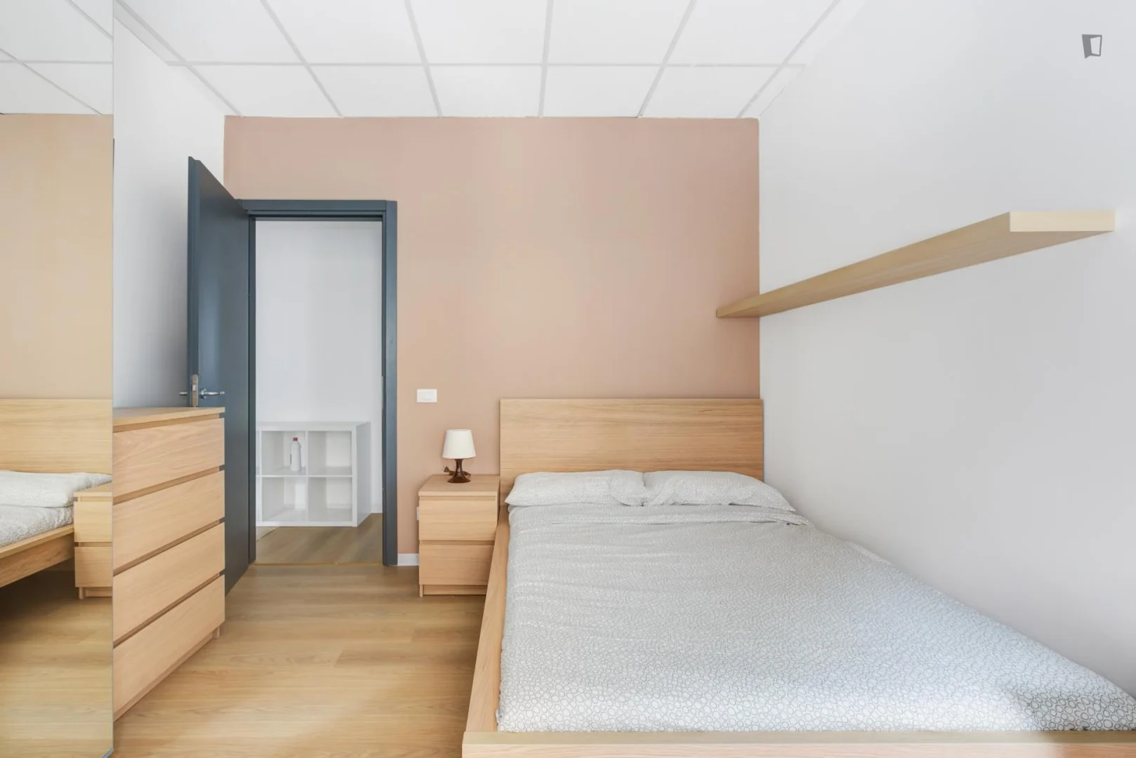 Studentenfreundliches Zimmer in  mit modernen Annehmlichkeiten