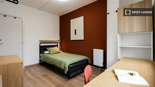Chambre privée à Carrer de Sardà, image 6 de 19