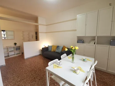 Quarto compartilhado em Via Ruggero Leoncavallo, imagem 6 de 17