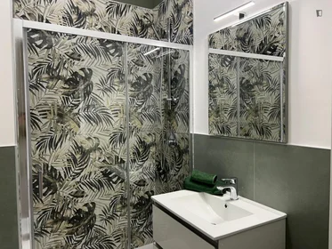 Paylaşımlı oda konumu Via Quadronno, 13 19 görüntüsü