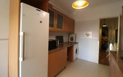 Quarto privado em R. Actor Vale 51, 1900-179 Lisboa, Portugal, imagem 11 de 20
