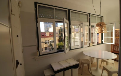 Quarto privado em R. Actor Vale 51, 1900-179 Lisboa, Portugal, imagem 10 de 20