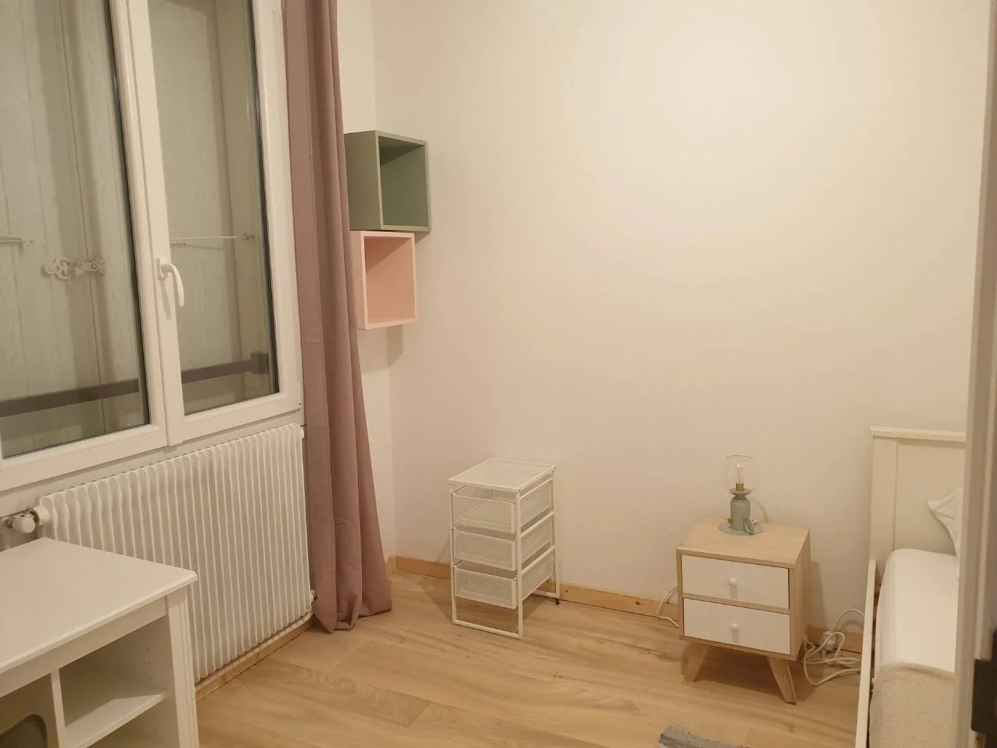 Comfortable and spacious student room in 