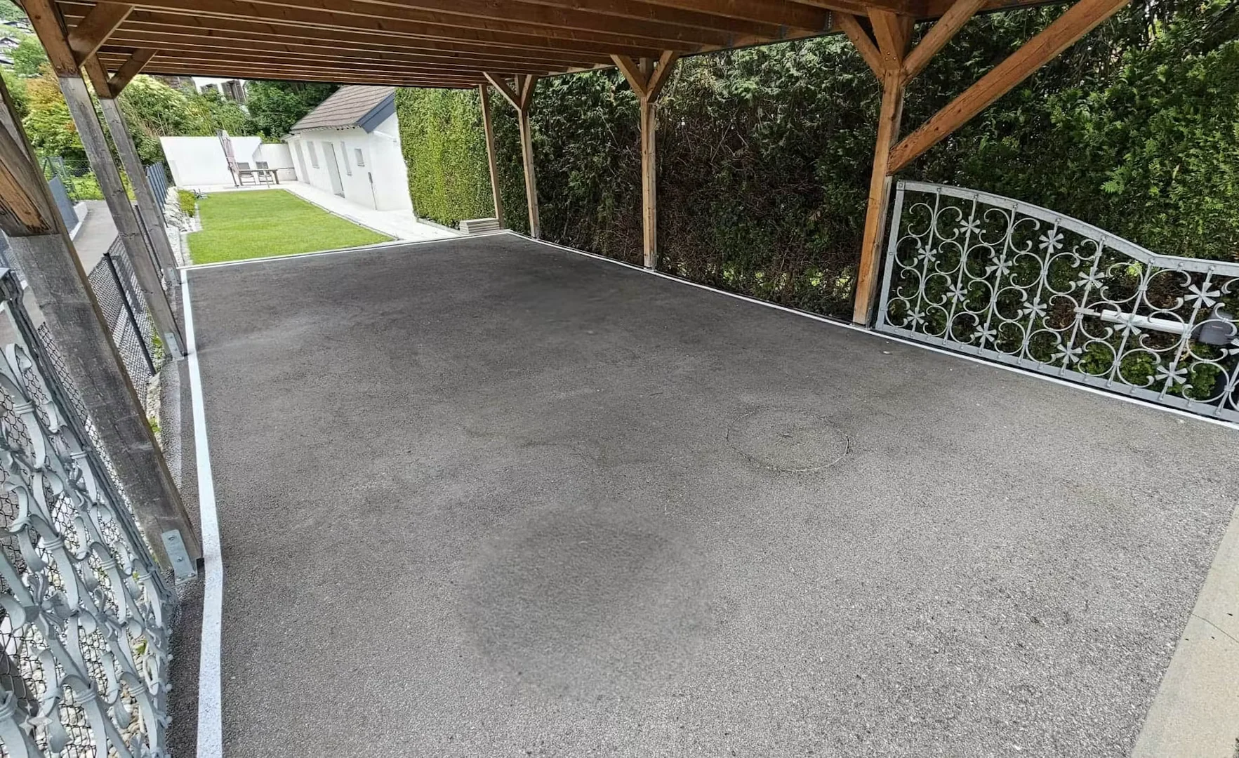 Kranebitter Allee, Höttinger Au
