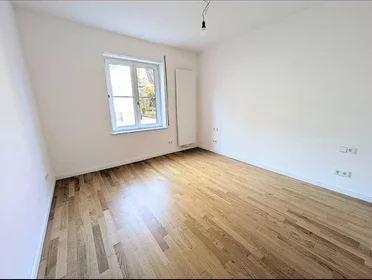 Özel oda konumu Libanonstraße, Stuttgart Ost, 5 9 görüntüsü