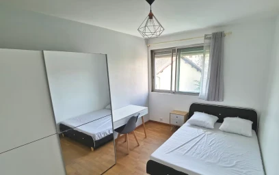 Privatzimmer in der Rue de Cugnaux, Fontaine Lestang-Bagatelle-Papus, bild 2 von 6