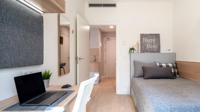 Renting rooms by the month in granada