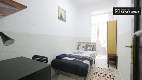 Privatzimmer in der Carrer de Besalú, bild 9 von 19