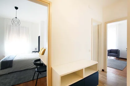 Privatzimmer in der Via Privata Mauro Rota 8/A, Milan. Italy, bild 1 von 10