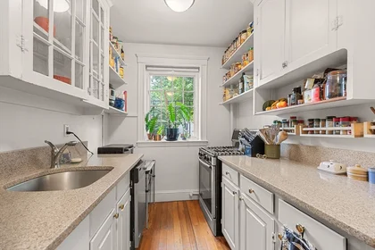 Entire place in residence at 4, Washington Ave., Unit 9, Neighborhood Nine, Cambridge, MA, 02140, image 2 of 20