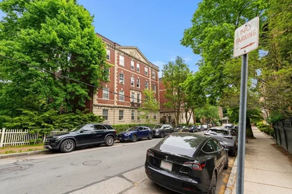 Entire place in residence at 4, Washington Ave., Unit 9, Neighborhood Nine, Cambridge, MA, 02140, image 8 of 20