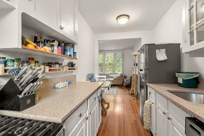 Entire place in residence at 4, Washington Ave., Unit 9, Neighborhood Nine, Cambridge, MA, 02140, image 10 of 20