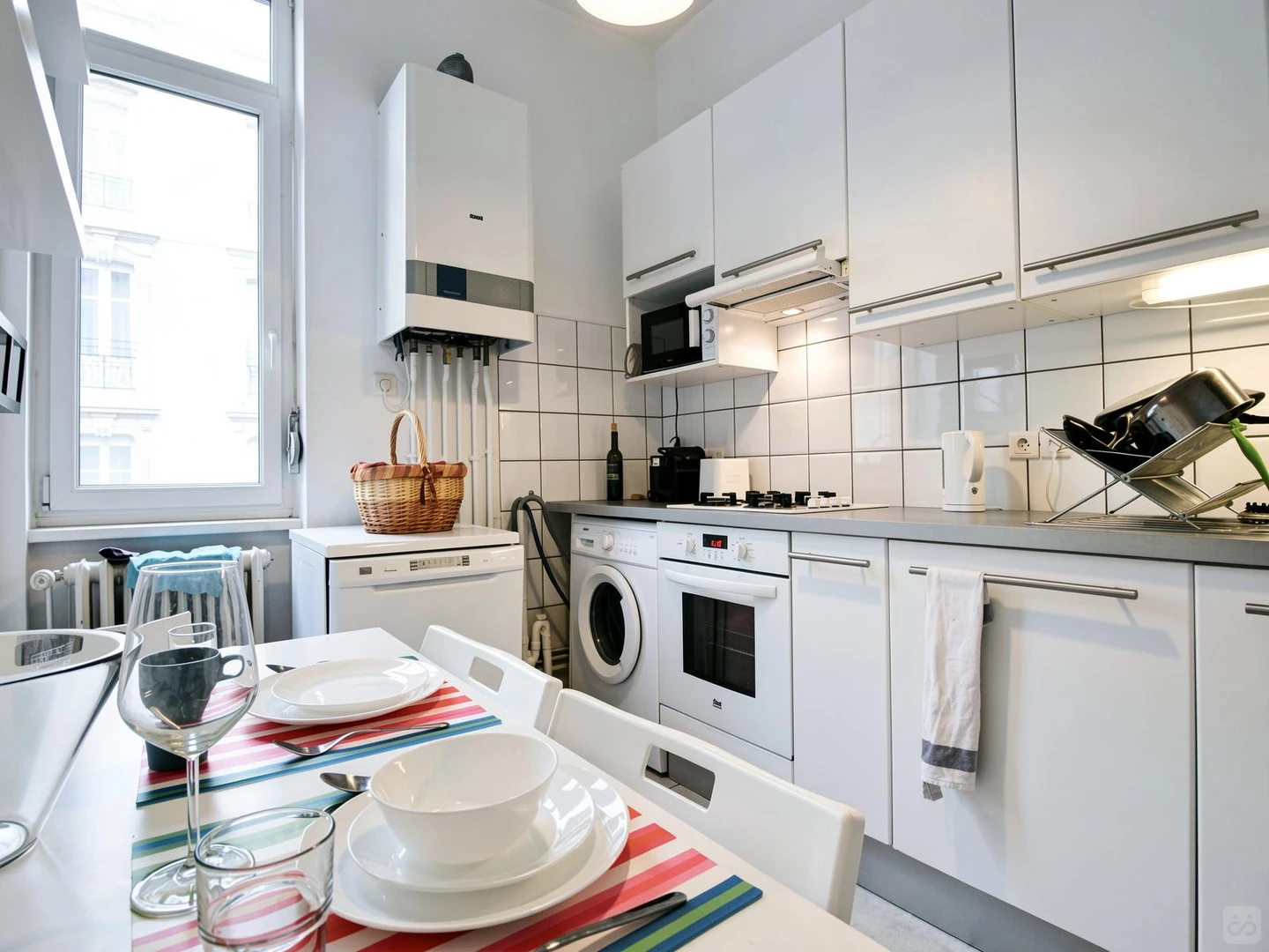 Affordable room for students with ample lighting in