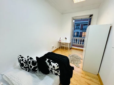 Room for rent in a shared flat in Madrid