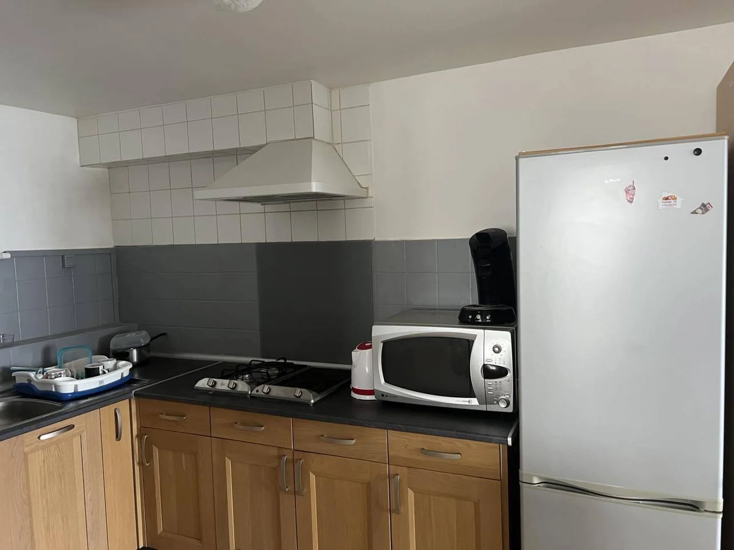 Student-friendly room in  with modern amenities
