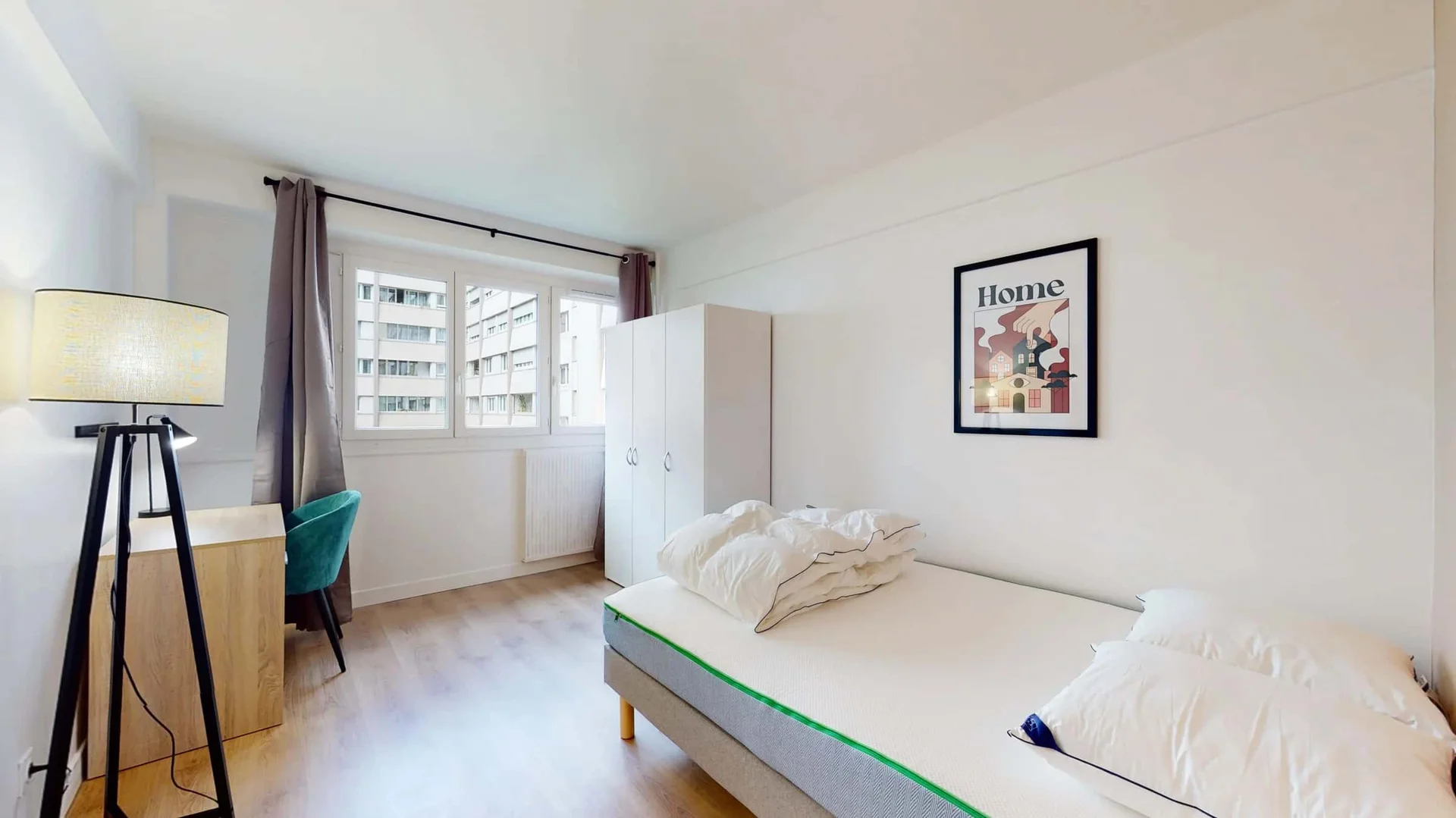 Chambre à louer dans un appartement d'étudiant à , entièrement meublée