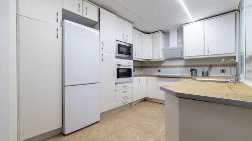 Stanza privata in Calle del Conde de Peñalver, Salamanca, immagine 10 di 10