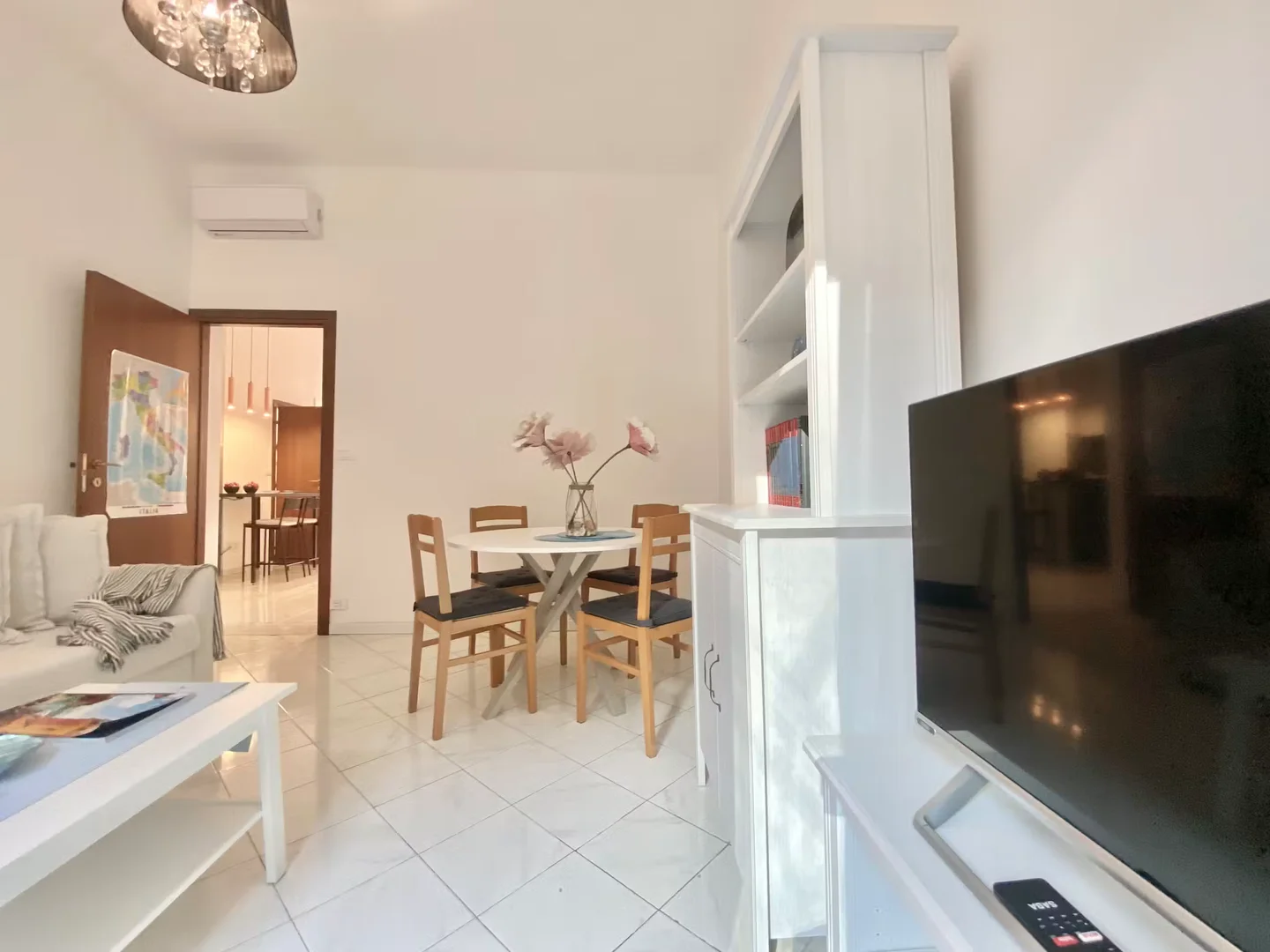 Habitación para estudiantes en  con área de estudio y facilidades compartidas