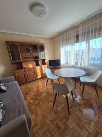 Logement entier à Calle Uría, El Centro, image 1 de 10