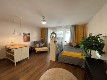 Apartamento inteiro em Kelheimer Straße, Neuhausen-Nymphenburg, imagem 1 de 9