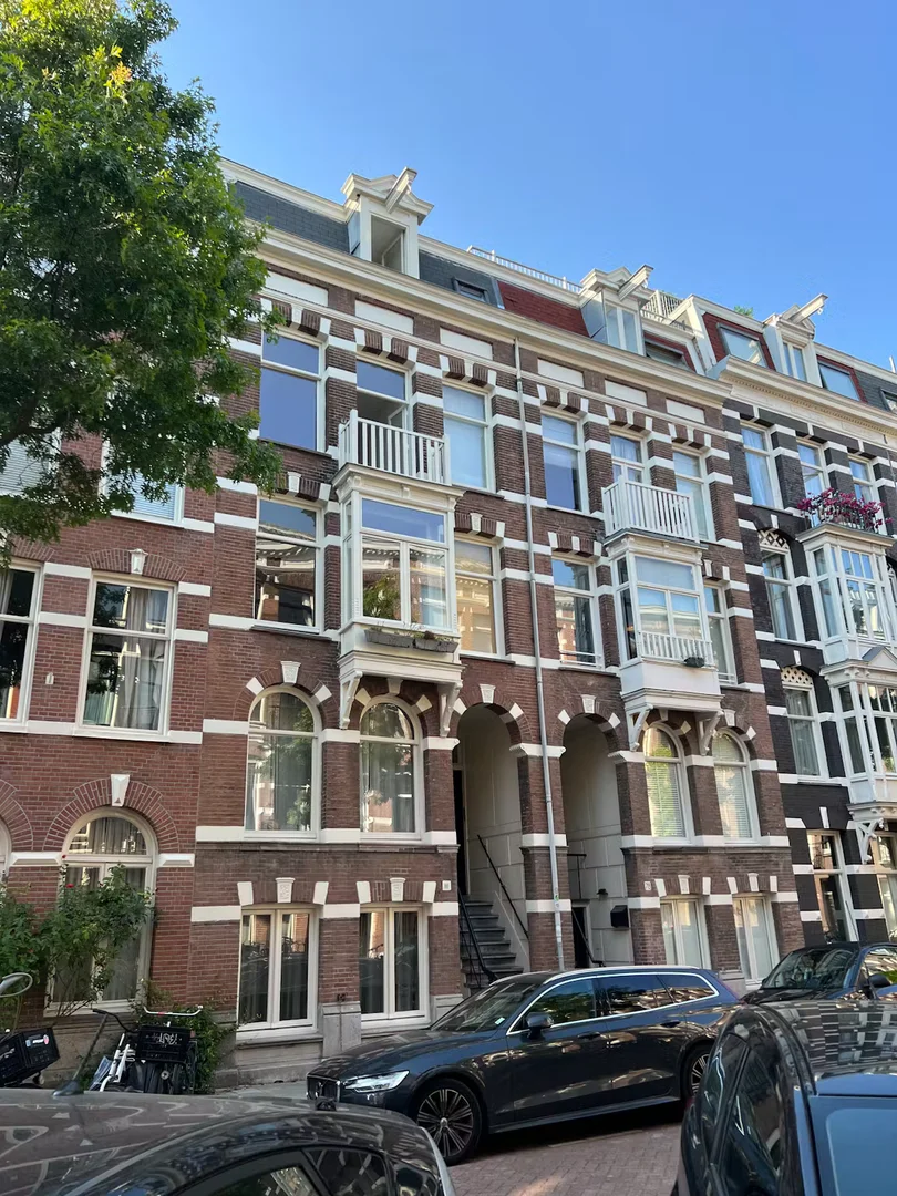 Derde Helmersstraat, Oud-West