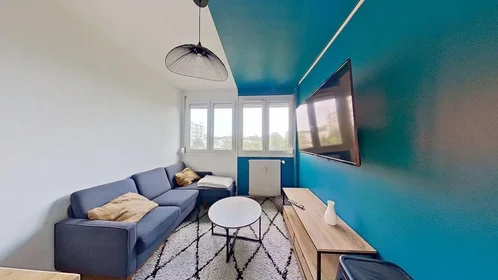 Quarto privado em Square des Cloteaux, Bréquigny, imagem 1 de 9