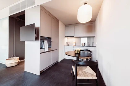 Quarto para alugar num apartamento partilhado em Basel