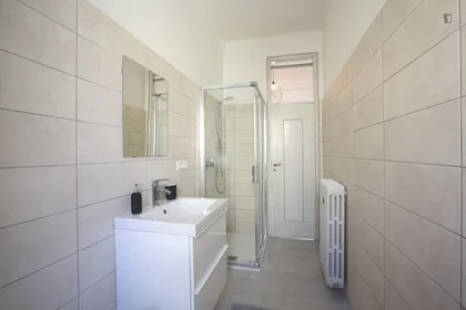Quarto privado em Via Giuseppe Soli, imagem 14 de 27