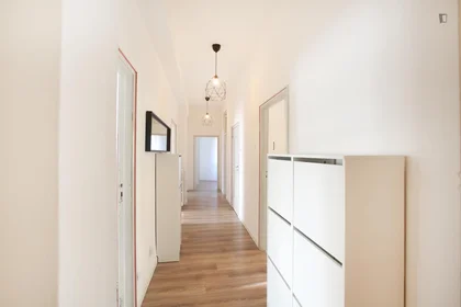 Quarto privado em Via Giuseppe Soli, imagem 18 de 27