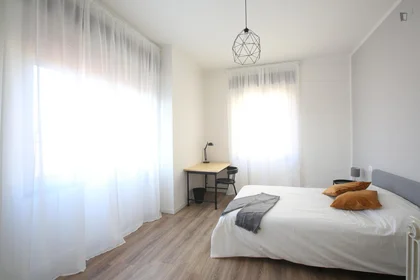 Quarto privado em Via Giuseppe Soli, imagem 22 de 27
