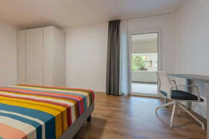 Mehrbettzimmer in der Via della Malvasia, , bild 7 von 10