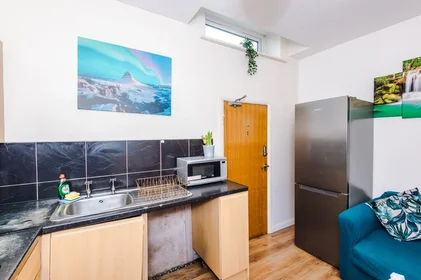Dairenin tamamı konumu Flat 5, Pendleton Way, 11 34 görüntüsü